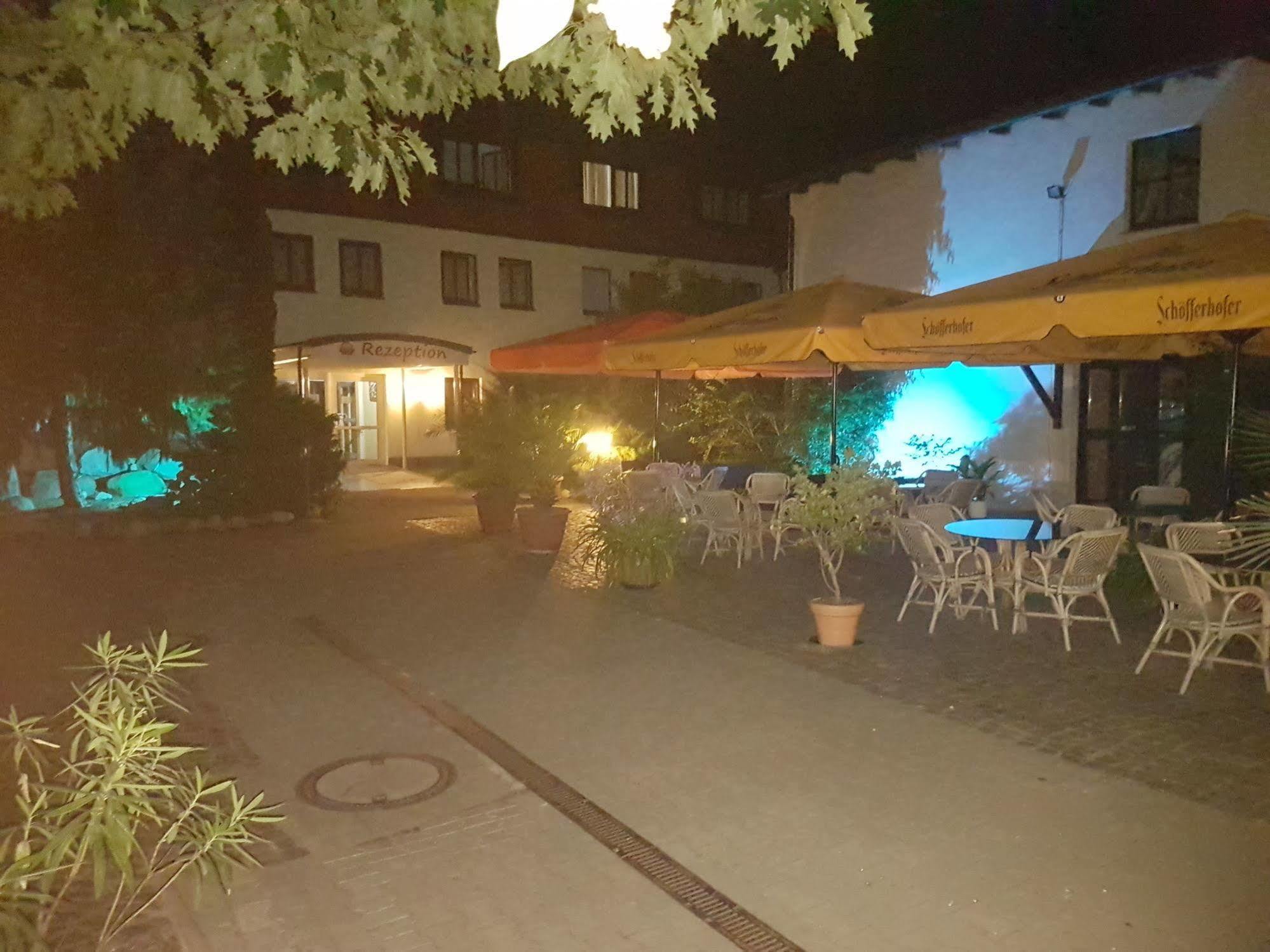 Hotel Bad Schmiedeberger Hof Exterior foto